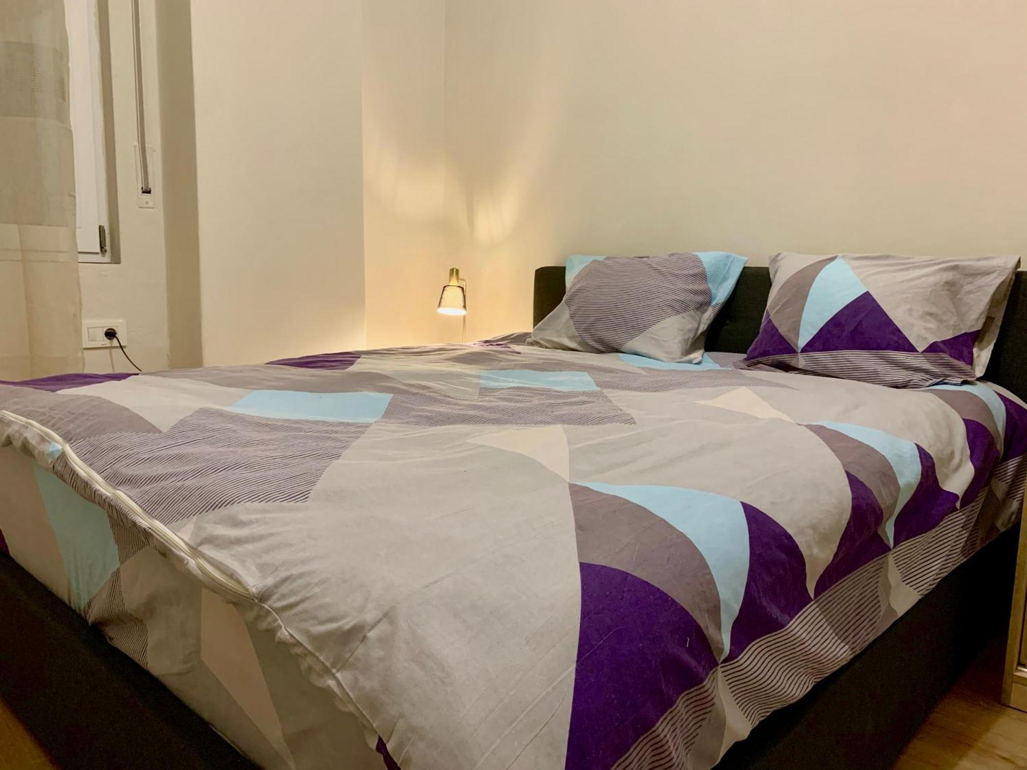 Modern Family-size With Private Veranda-5min To The * Tirana